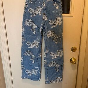 SHEIN Blue and White Tiger Pattern jeans Xs